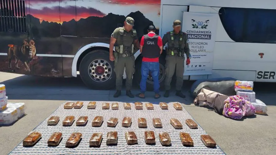 envolvio_31_kilos_de_marihuana_con_colchas_y_frazadas_2