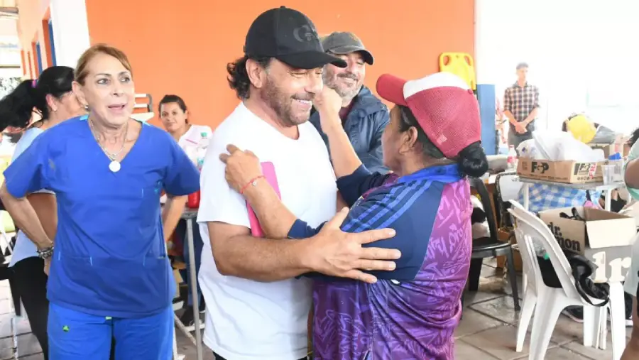 106218-saenz-superviso-el-operativo-de-asistencia-integral-en-el-galpon-y-metan-tras-el-temporal