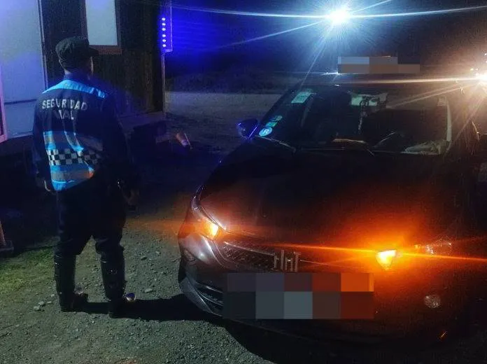 WhatsApp-Image-2025-11-30-at-14.10.58-696x928