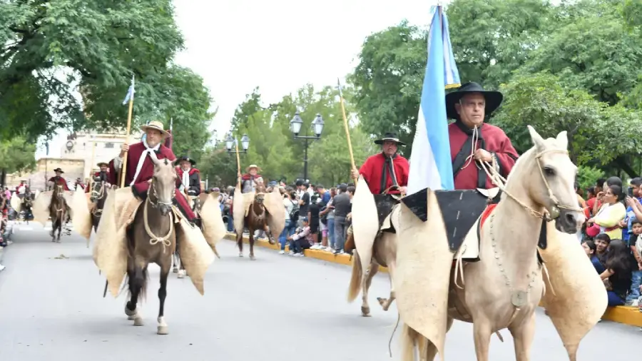 21997-saenz-encabezo-los-actos-por-el-213-aniversario-de-la-batalla-de-salta