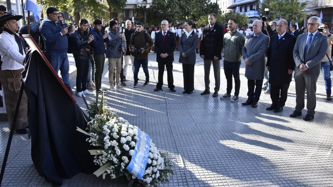 12781-alumnos-de-cuarto-grado-prometieron-fidelidad-a-la-bandera-nacional