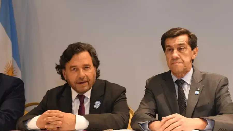 109226-gustavo-saenz-ratifico-junto-a-jujuy-el-sostenimiento-de-controles-sanitarios-para-proteger-la-produccion-bananera-del-norte