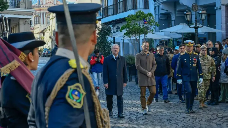 24006-los-actos-por-el-dia-de-la-independencia-fueron-encabezados-por-el-vicegobernador-antonio-marocco-y-el-intendente-emiliano-durand