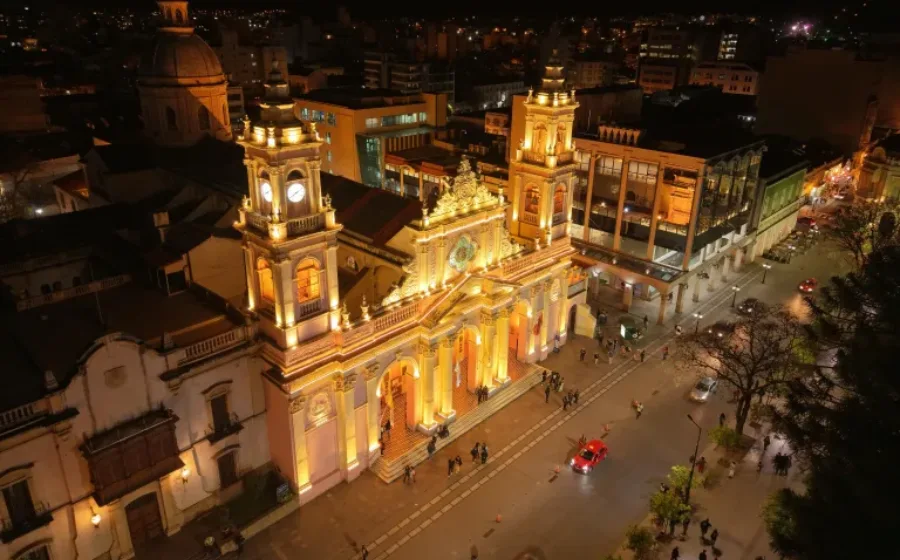 nueva-iluminacion-catedral-3-768x576