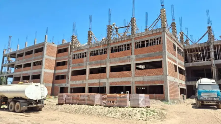 105825-en-oran-continua-la-construccion-de-la-ciudad-judicial