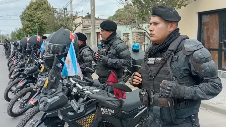 24035-nuevas-motos-para-potenciar-el-patrullaje-preventivo-en-el-valle-de-lerma