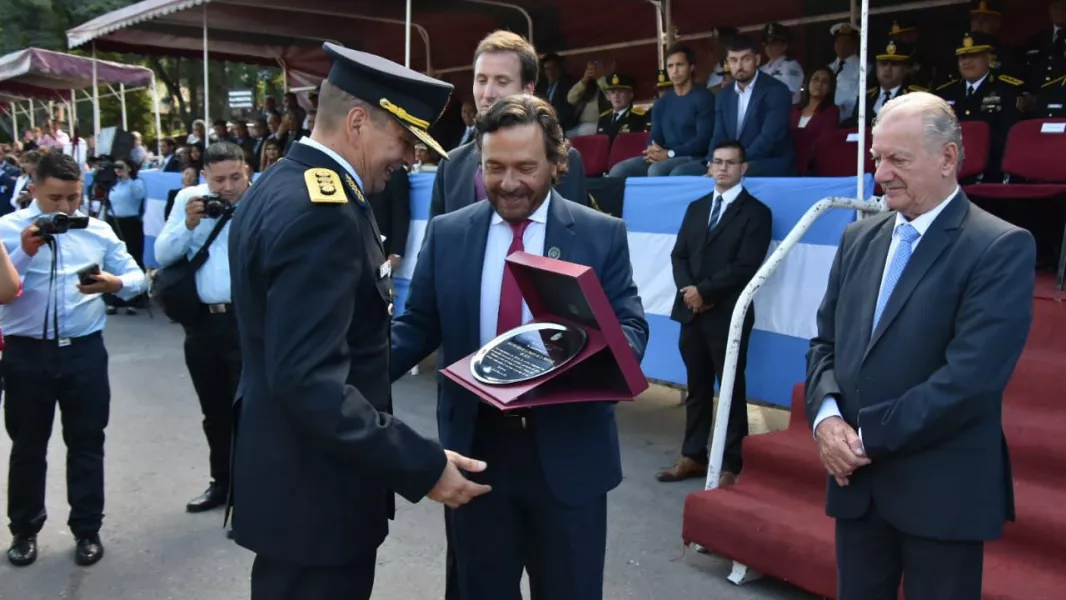 11323-el-gobernador-saenz-encabezo-el-acto-central-por-el-bicentenario-de-la-policia-de-salta