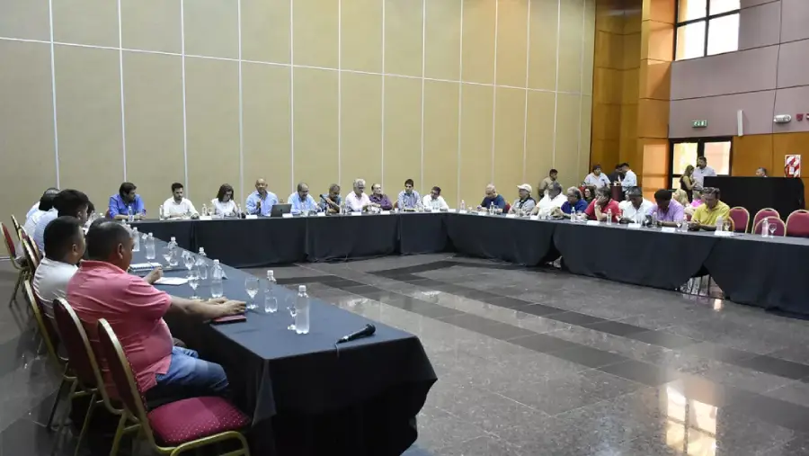 21986-gobierno-y-gremios-estatales-realizaron-la-segunda-reunion-paritaria-2026