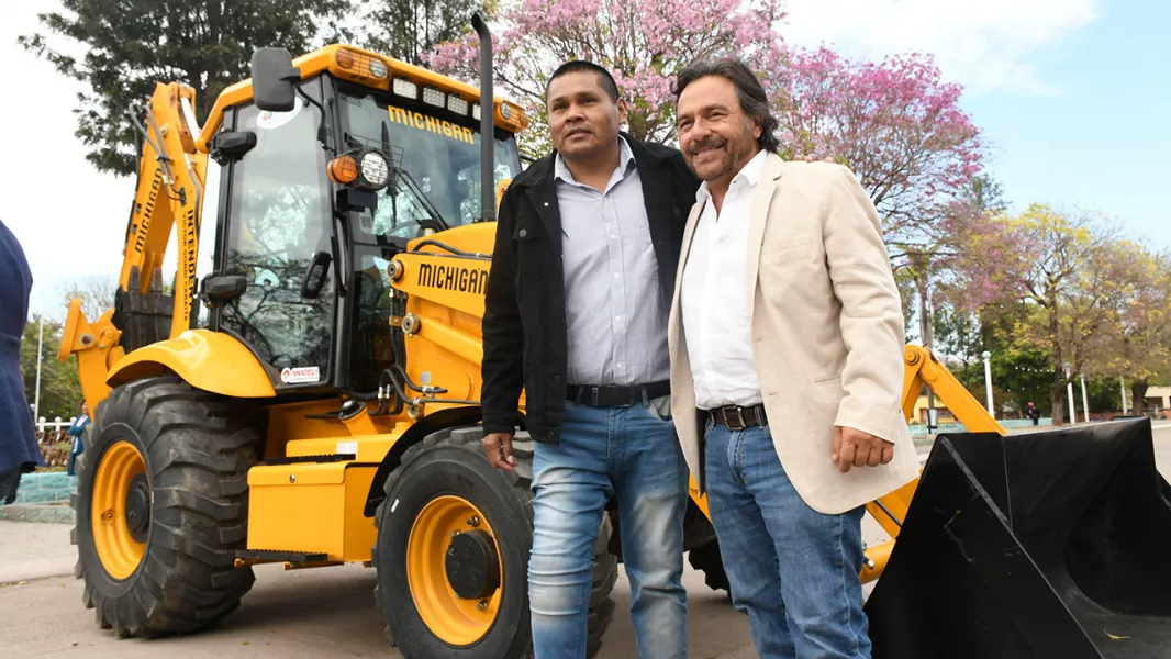 103594-nueva-retropala-e-instrumentos-musicales-para-la-banda-infantojuvenil-de-urundel-trabajamos-sin-descanso-por-nuestro-norte-historicamente-olvidado