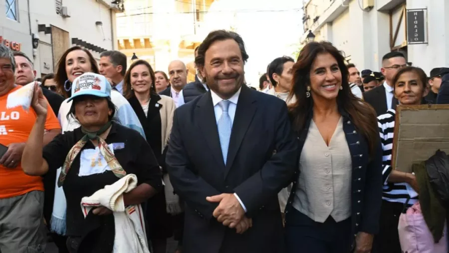 110049-el-pueblo-de-salta-renovo-su-pacto-de-fidelidad-y-amor-con-el-senior-y-la-virgen-del-milagro