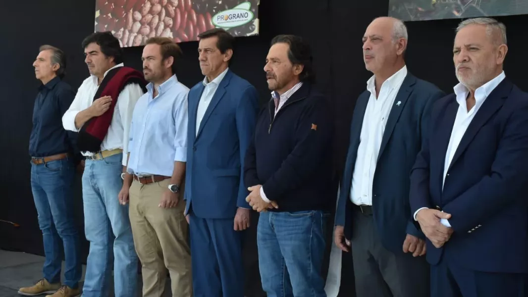 16778-saenz-encabezo-la-inauguracion-de-la-primer-expo-prograno-edicion-lajitas-la-muestra-agricola-mas-grande-del-norte-argentino