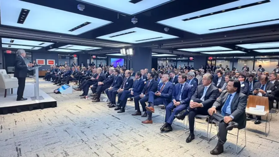 106732-saenz-en-nueva-york-la-presencia-de-los-gobernadores-da-confianza-previsibilidad-y-seguridad-juridica-a-las-inversiones