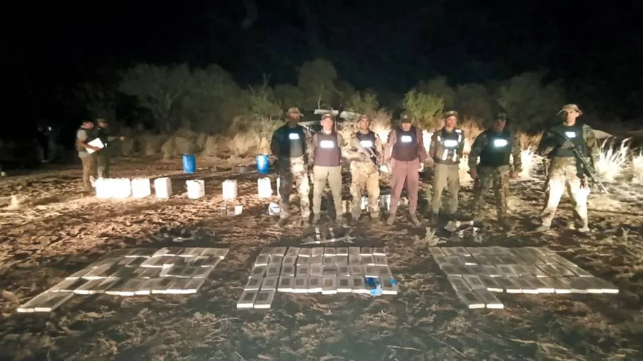 hallan_una_avioneta_siniestrada_que_intentaba_trasladar_364_kilos_de_cocaina_1