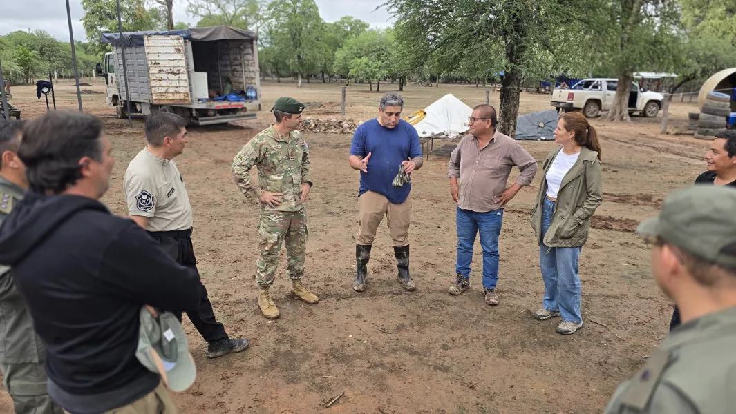 16419-traslado-preventivo-por-posible-pico-del-rio-pilcomayo-de-hito-1-y-santa-maria
