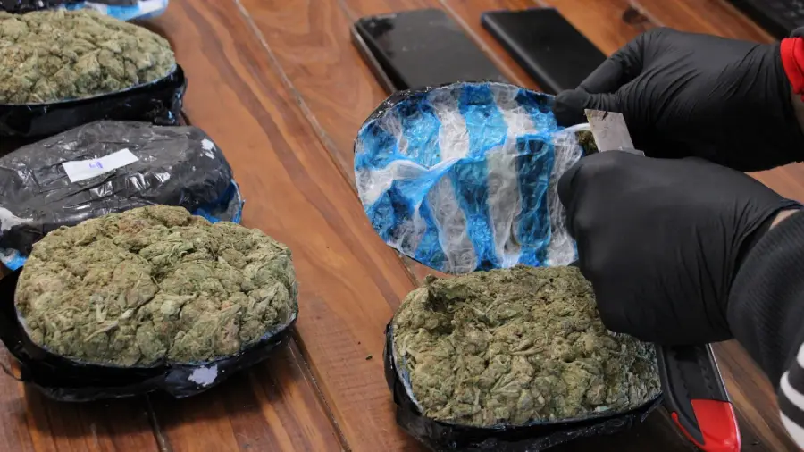esc_71-_aguilares-_1_kilo_marihuana_3