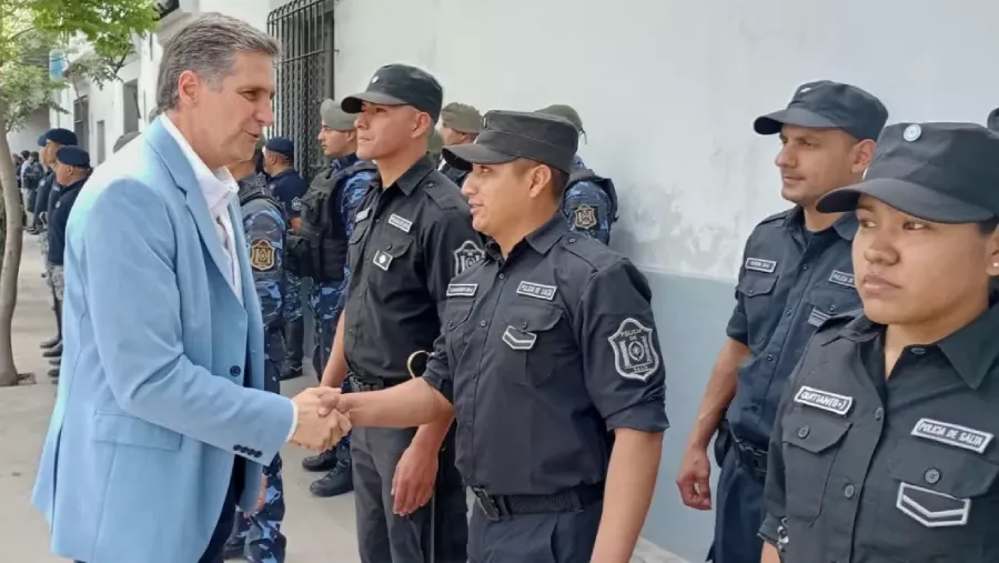 24038-nuevas-motos-para-potenciar-el-patrullaje-preventivo-en-el-valle-de-lerma