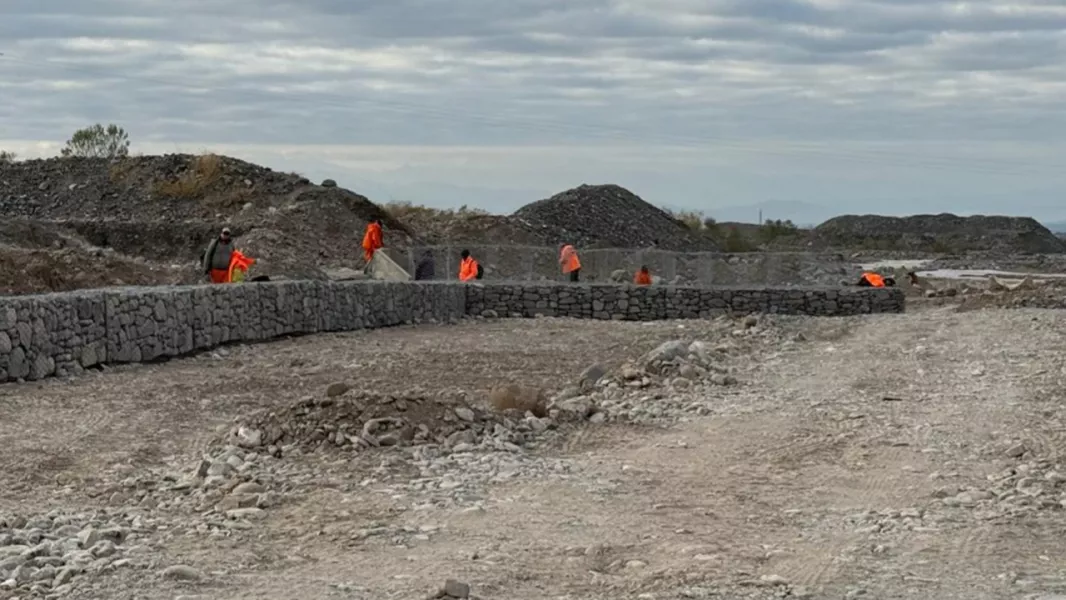 13855-continuan-los-trabajos-de-construccion-del-bypass-vial-de-campo-quijano