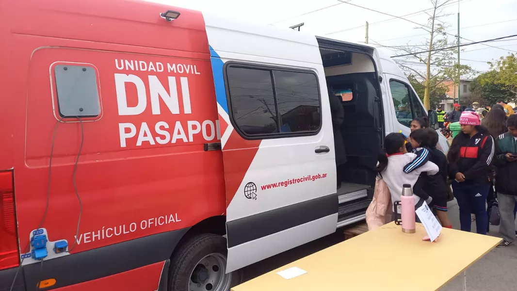 102093-el-lunes-y-martes-continuara-en-el-barrio-union-el-operativo-de-identificacion-del-registro-civil