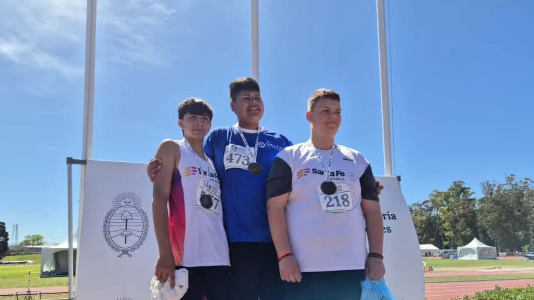 104185-enrique-guaymas-obtuvo-el-oro-en-lanzamiento-de-martillo