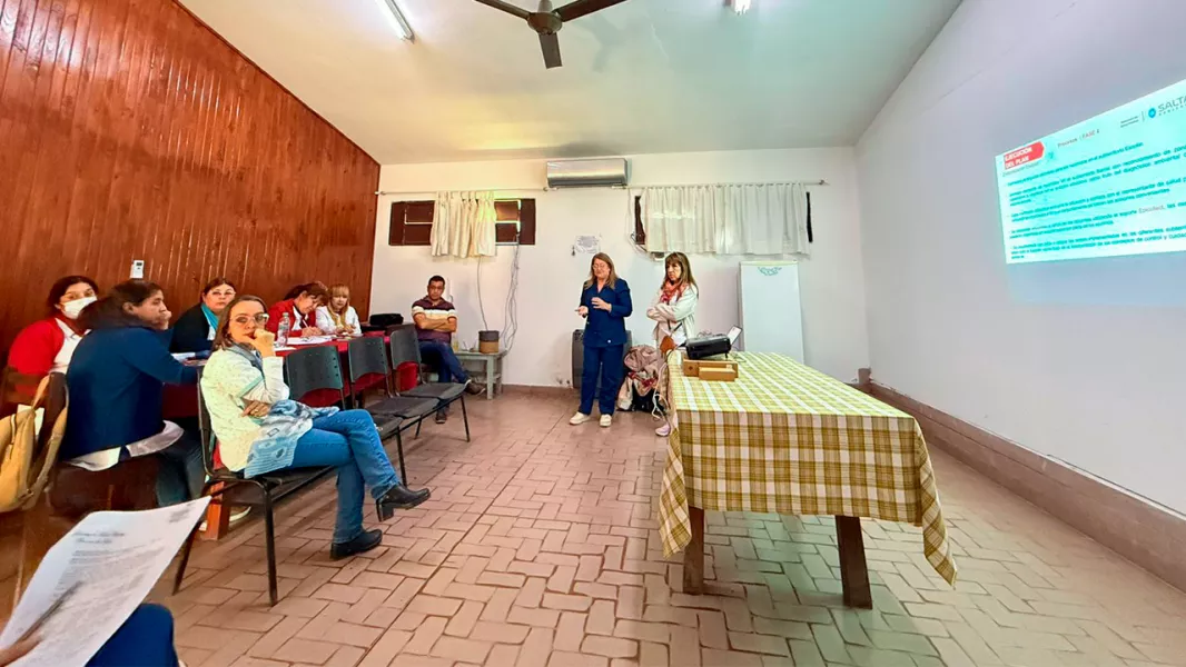 19531-capacitan-a-equipos-de-salud-en-el-plan-estrategico-para-la-prevencion-del-dengue-2025-2026