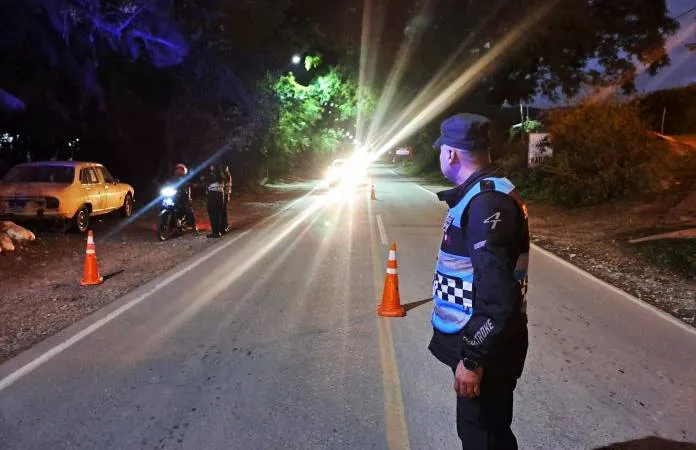 WhatsApp-Image-2025-11-10-at-08.42.29-696x522