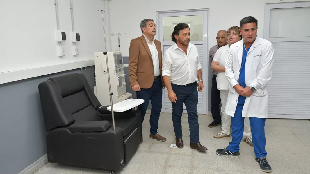 17215-saenz-habilito-en-j-v-gonzalez-el-sexto-centro-de-dialisis-y-oncologia