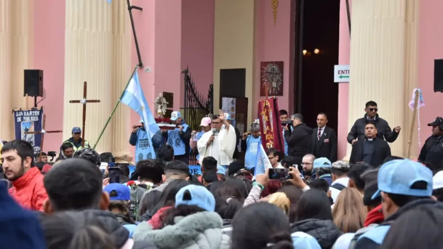 23825-el-vicegobernador-marocco-participo-del-segundo-dia-del-triduo-del-milagro