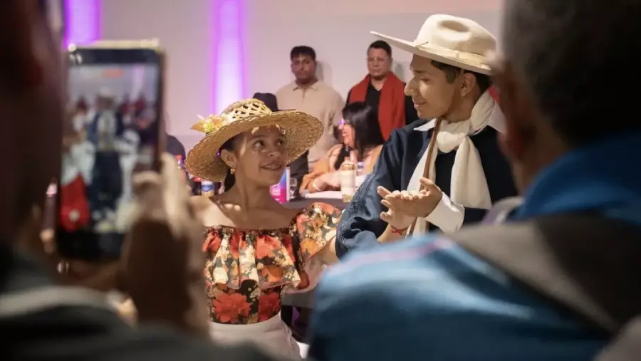 21722-la-musica-y-la-identidad-vallista-vuelven-a-encontrarse-en-la-serenata-a-cafayate