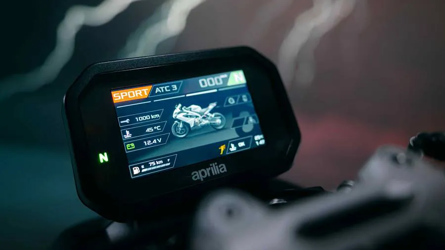 Nuevaa Aprilia Tuono 457 - Tablero