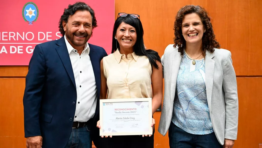 21117-saenz-reconocio-a-los-docentes-destacados-de-2025-la-educacion-es-prioridad-y-politica-de-estado