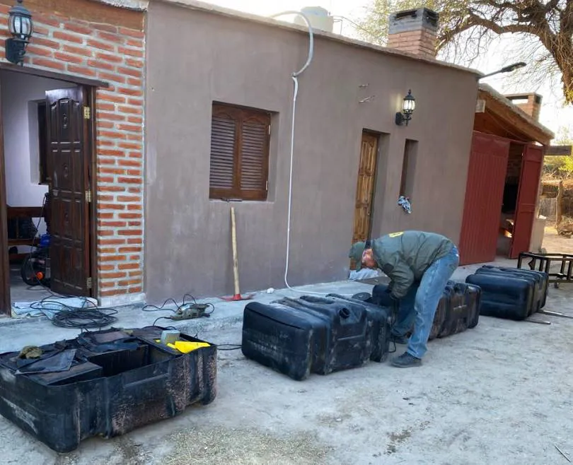 cofres_metalicos-tanque_de_combustible-allanamiento-catamarca-jujuy-salta_-_5