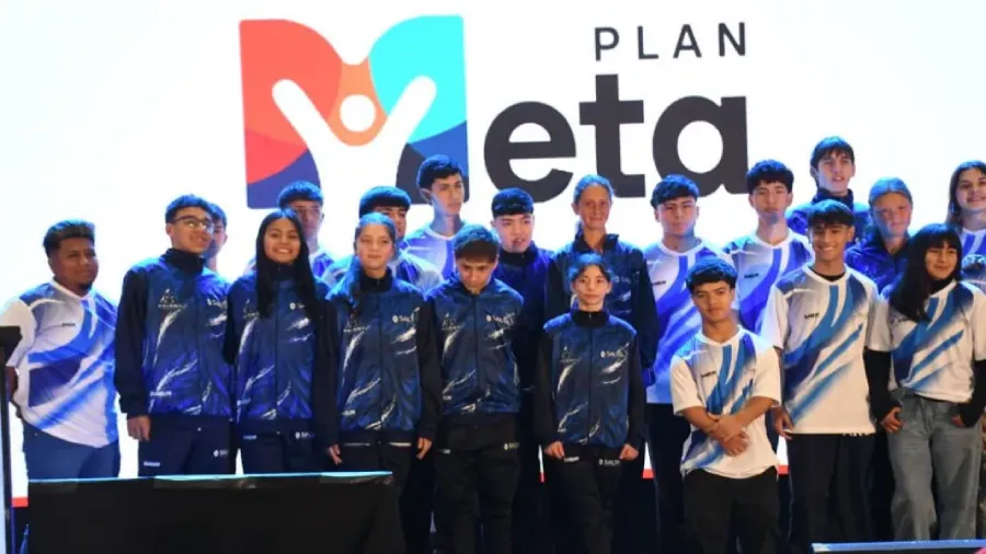 25004-el-gobernador-saenz-lanzo-la-segunda-etapa-del-plan-meta-para-fortalecer-el-deporte-en-toda-la-provincia