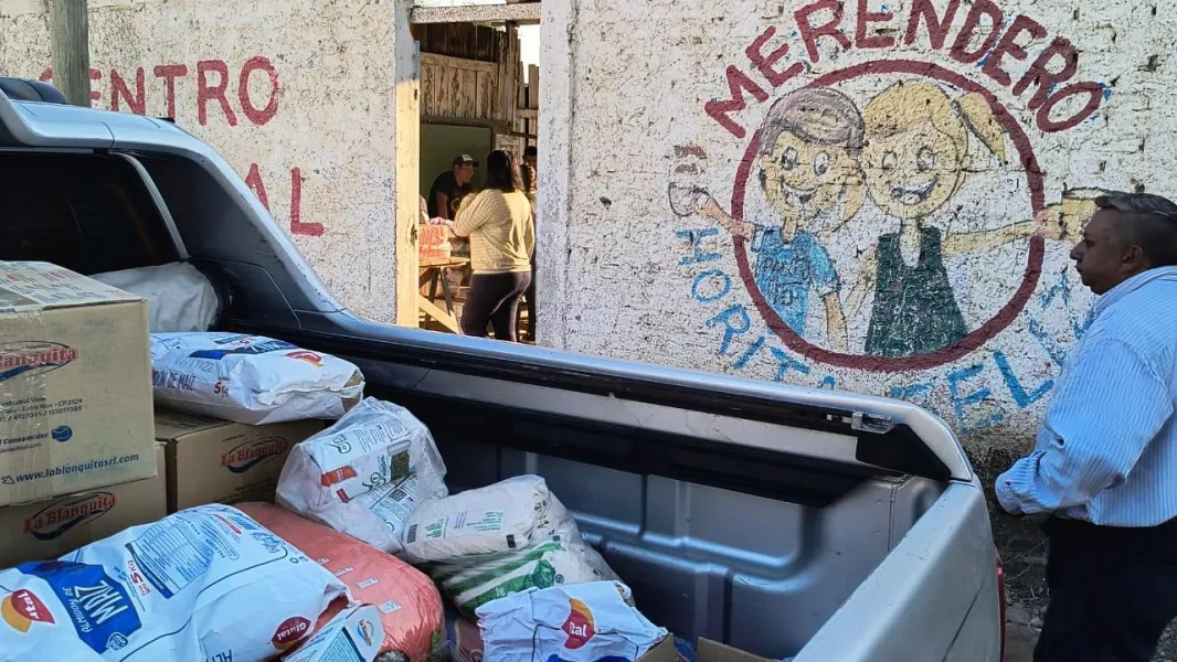 20775-inicio-una-nueva-entrega-de-alimentos-a-merenderos-del-departamento-san-martin