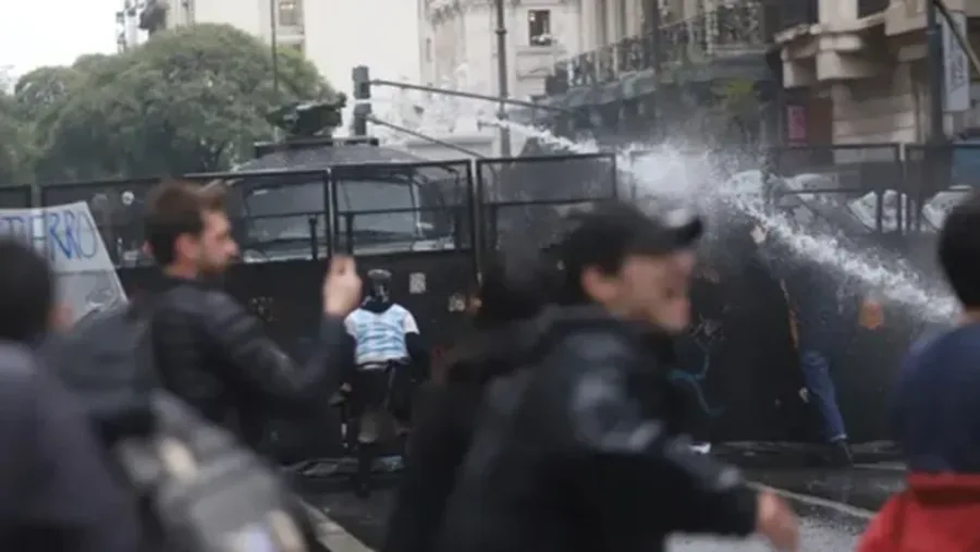 represion-congreso