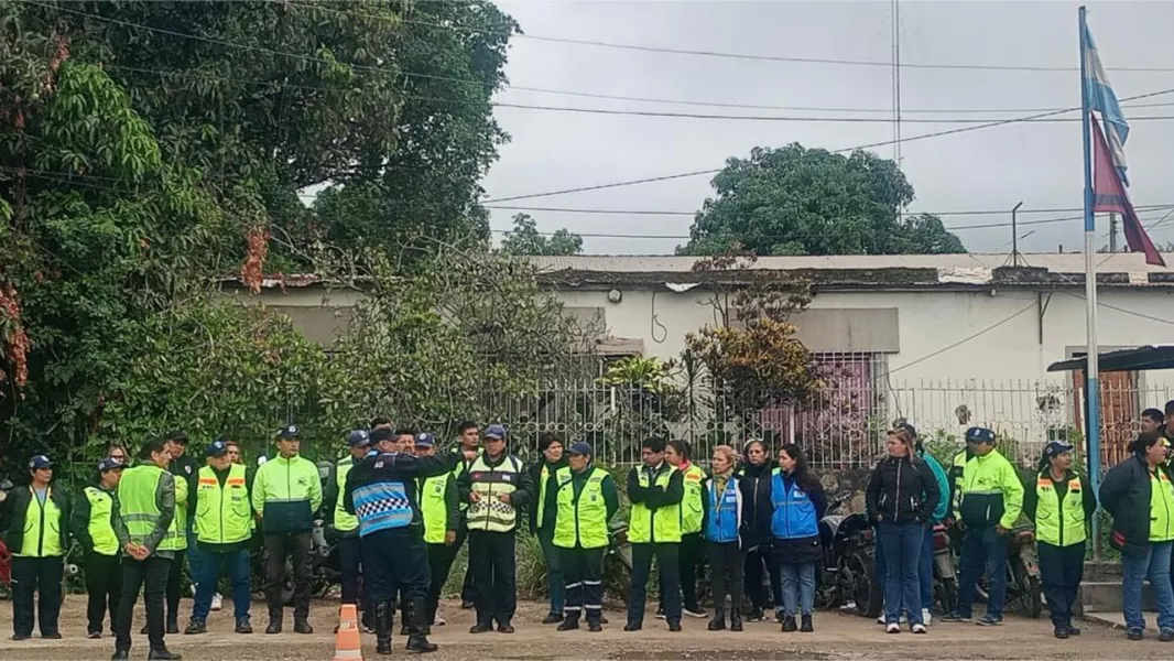 20372-capacitaron-a-inspectores-de-transito-de-aguaray-y-salvador-mazza