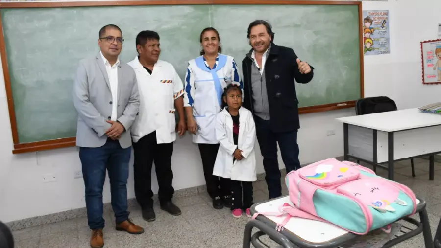 24117-luego-de-15-anios-de-espera-saenz-inauguro-el-nuevo-edificio-de-la-escuela-monte-sinai-para-la-comunidad-wichi-del-paraje-el-obraje