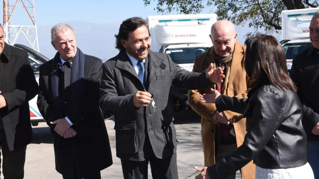 18187-ya-son-27-las-ambulancias-adquiridas-por-el-ahorro-y-cobro-de-servicios-sanitarios-a-extranjeros