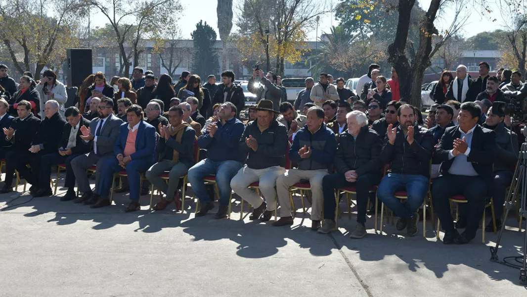 18188-ya-son-27-las-ambulancias-adquiridas-por-el-ahorro-y-cobro-de-servicios-sanitarios-a-extranjeros