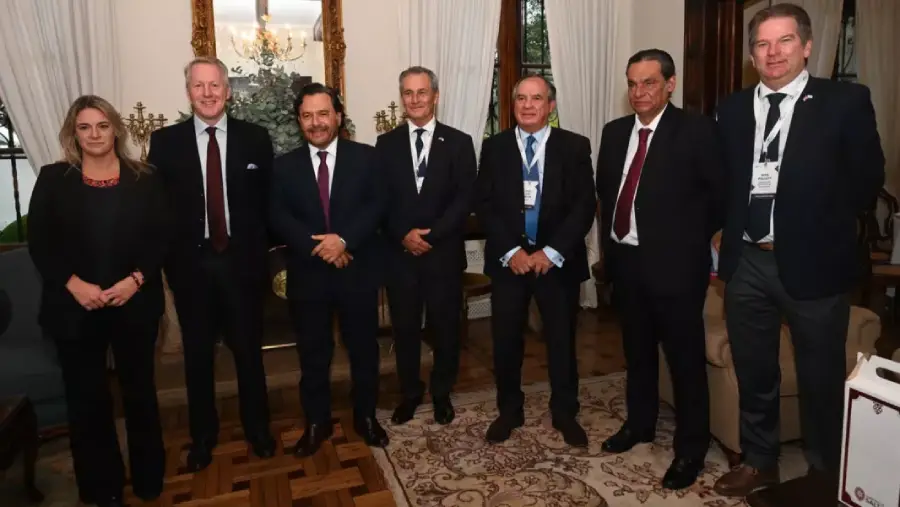 23474-saenz-participo-de-la-primera-edicion-del-salta-britday