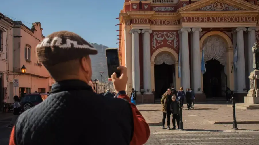 106945-fin-de-semana-largo-salta-consolida-su-liderazgo-turistico-regional-con-agenda-de-eventos-en-toda-la-provincia