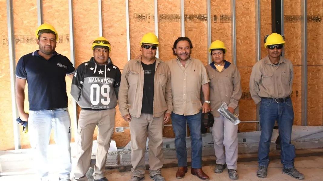 104093-san-carlos-saenz-superviso-la-reactivacion-con-fondos-provinciales-del-centro-de-primera-infancia-y-del-centro-comunitario