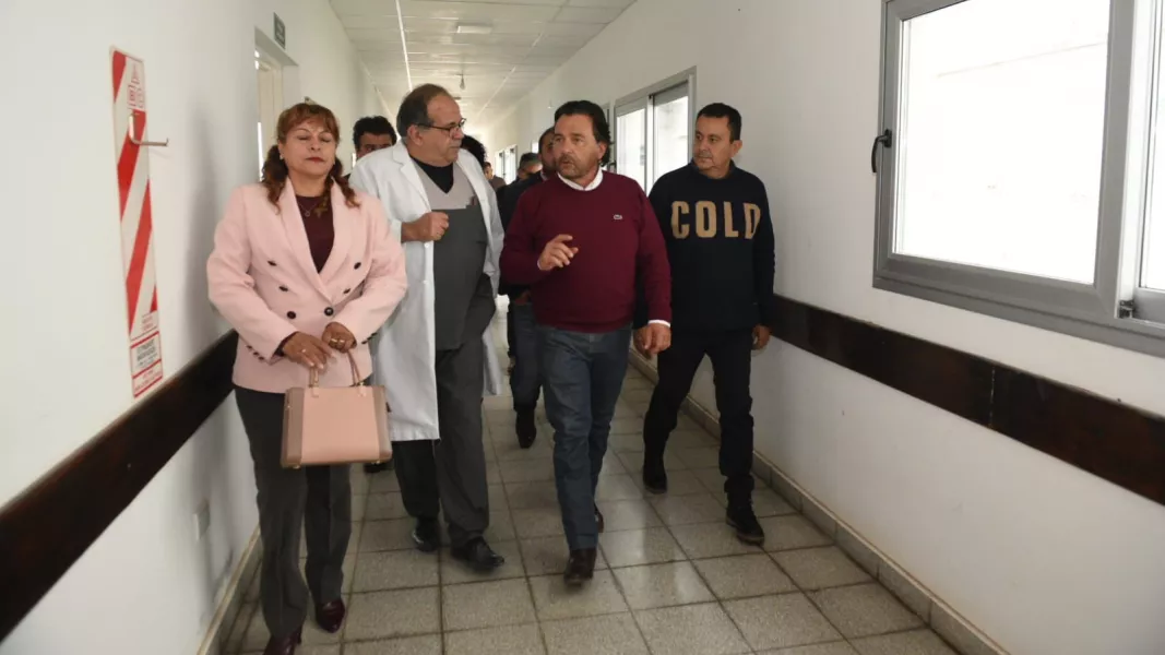 17150-en-metan-se-construye-la-primera-terapia-intensiva-neonatal-del-sur-provincial-saenz-superviso-el-final-de-obras-en-el-hospital