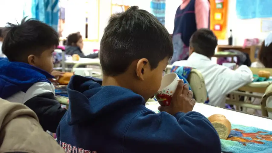 107053-salta-implementa-un-plan-de-remediacion-para-estudiantes-de-escuelas-afectadas-por-lluvias-e-inundaciones
