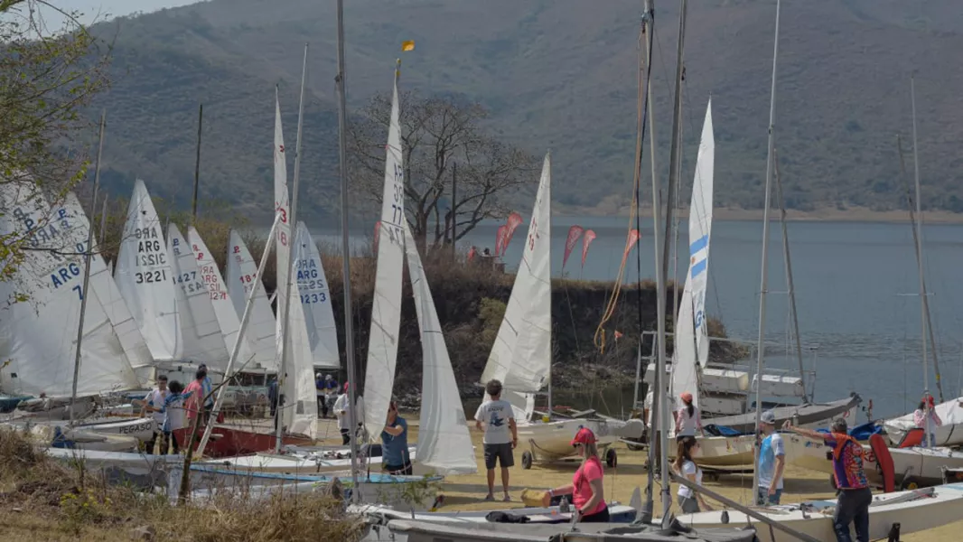 103213-el-dique-campo-alegre-sera-sede-de-la-2-fecha-del-torneo-regional-de-yachting-y-del-grand-prix-nacional-de-snipe