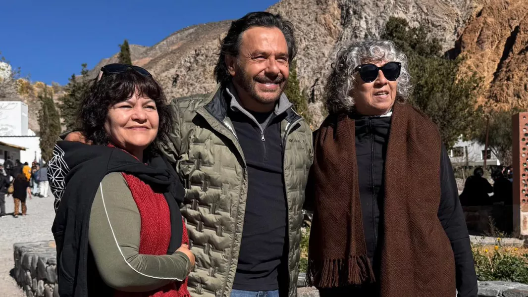 19878-el-gobernador-saenz-visito-el-colegio-el-alfarcito-y-reafirmo-su-compromiso-con-la-educacion-en-la-quebrada-del-toro