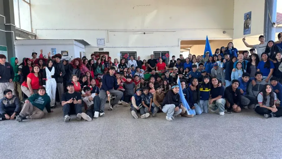 25073-el-gobierno-articula-la-entrega-de-herramientas-a-mas-de-15-escuelas-tecnicas-de-salta