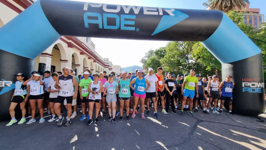 100737-se-realizara-la-edicion-23-de-la-maraton-bicentenario-de-la-policia-de-salta-20250322142436