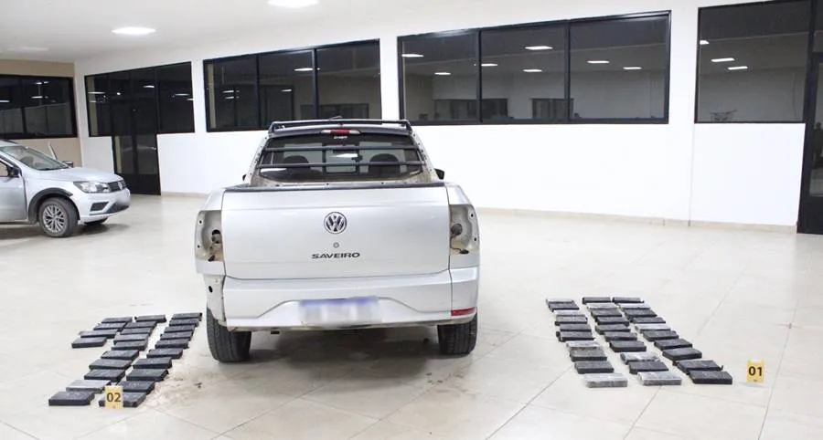 detectan_que_dos_camionetas_que_viajaban_juntas_estaban_cargadas_con_106_kilos_de_cocaina_8