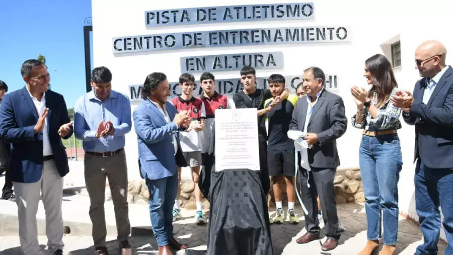 106563-cachi-renovo-su-pista-y-se-consolida-como-polo-deportivo-provincial-nacional-e-internacional