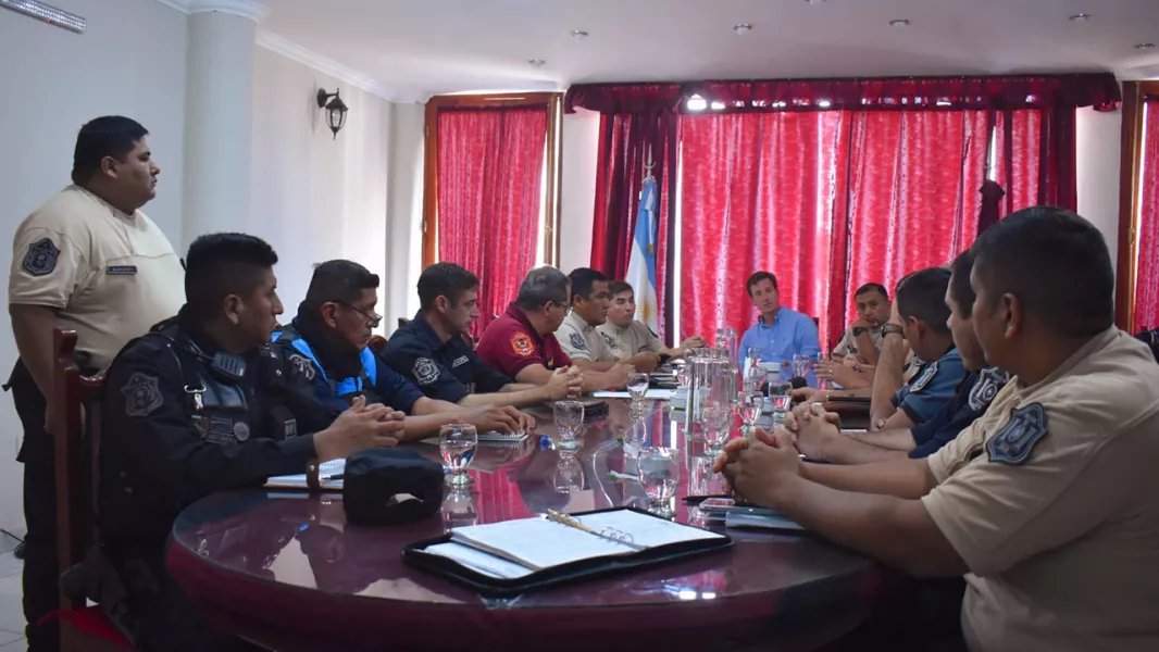 21338-reas-de-seguridad-evaluaron-el-trabajo-que-realizan-en-santa-victoria-este-20260101124922